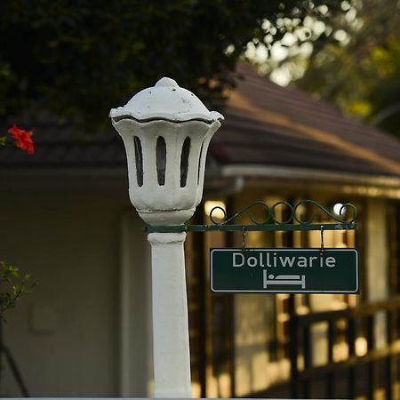Dolliwarie Guesthouse Пароу Екстериор снимка