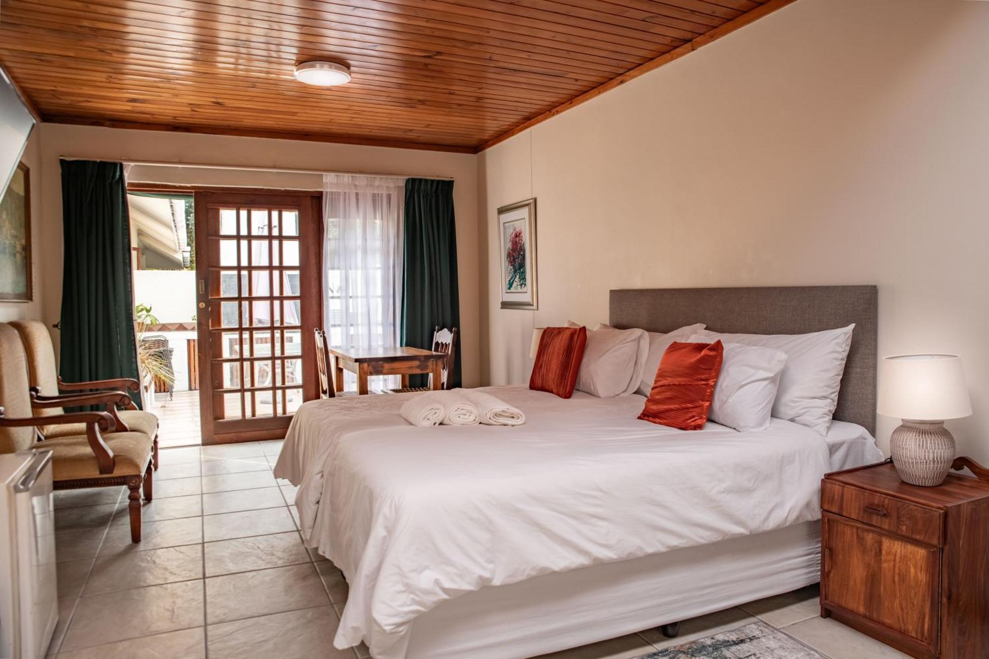 Dolliwarie Guesthouse Пароу Екстериор снимка