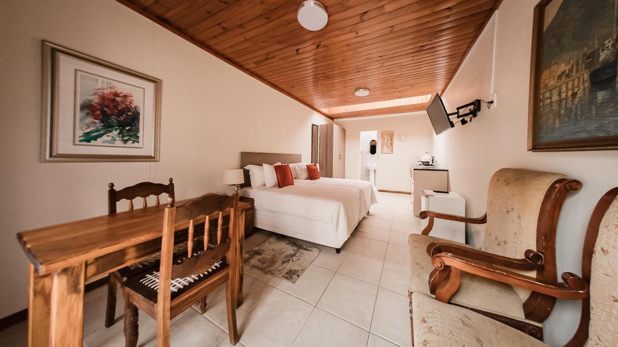 Dolliwarie Guesthouse Пароу Екстериор снимка